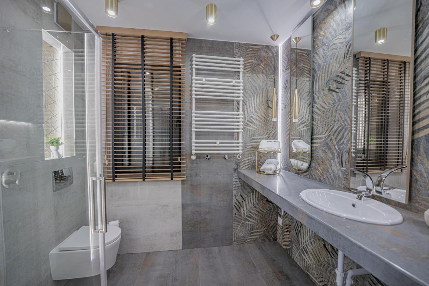 Apartament W Cieplicach Platinium Jelenia Góra Exteriör bild